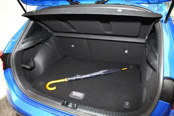 Kia Ceed 1 6 Crdi 6mt Transmission 136hp Blue Flame 34