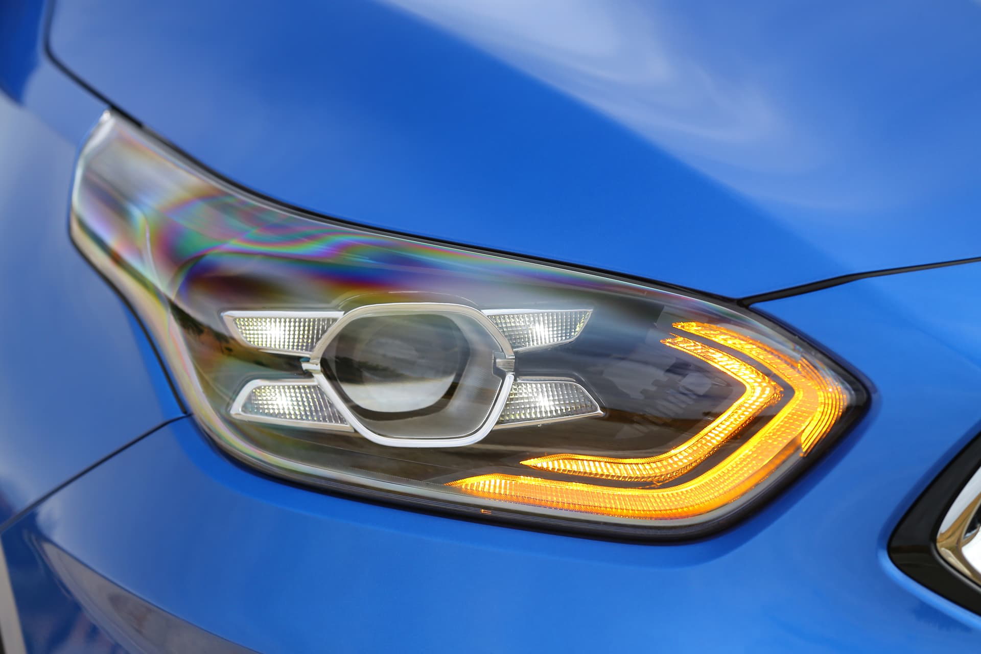 Kia Ceed 1 6 Crdi 6mt Transmission 136hp Blue Flame 36