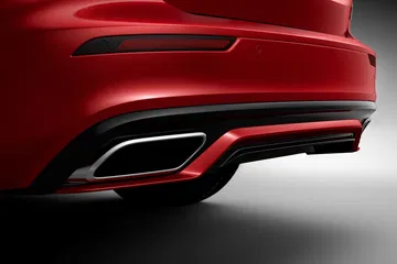 New Volvo S60 R Design Exterior