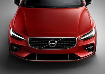 New Volvo S60 R Design Exterior