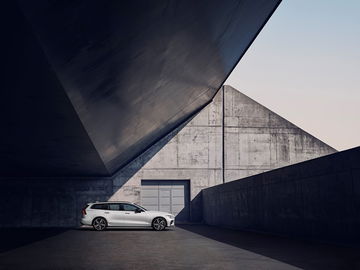 New Volvo V60 R Design