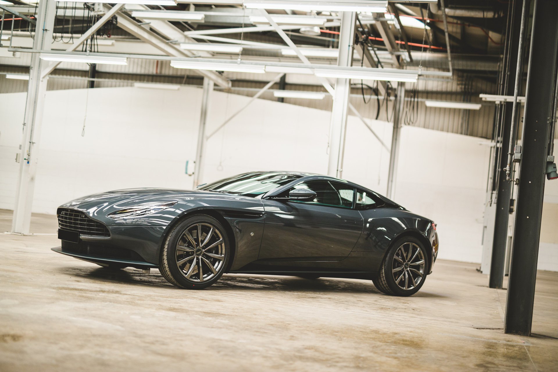 Aston Martin By Q Db11 1
