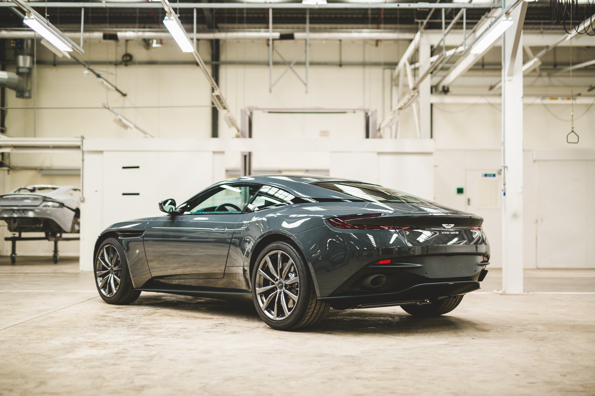 Aston Martin By Q Db11 2