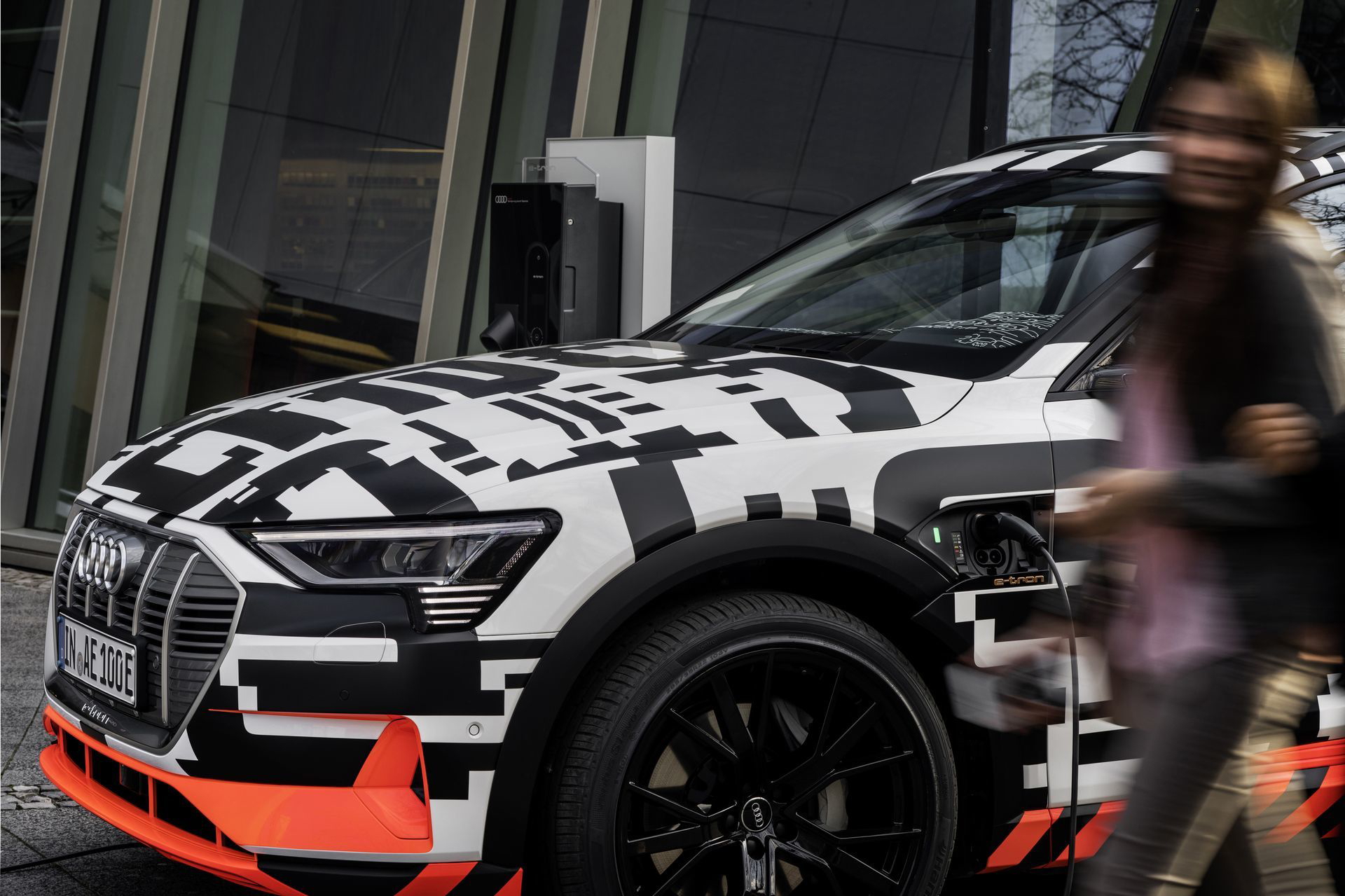 Audi E Tron Prototype: Audi City Berlin