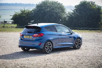 Ford Fiesta St 2018 Fotos 11