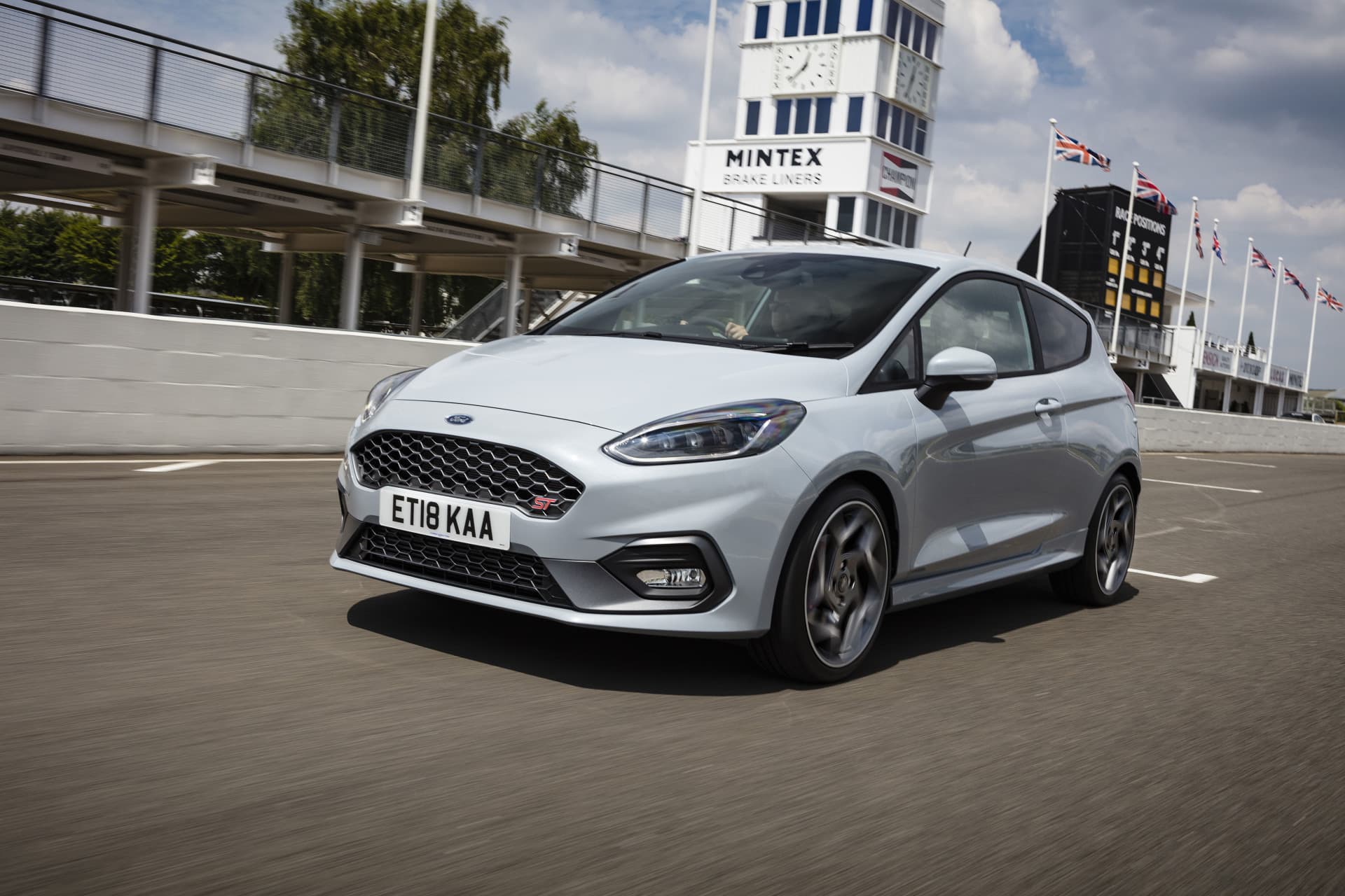 Ford Fiesta St 2018 Fotos 18