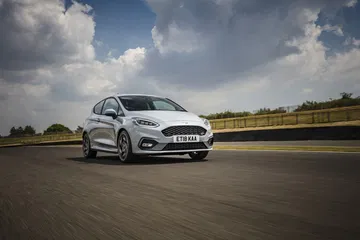 Ford Fiesta St 2018 Fotos 29
