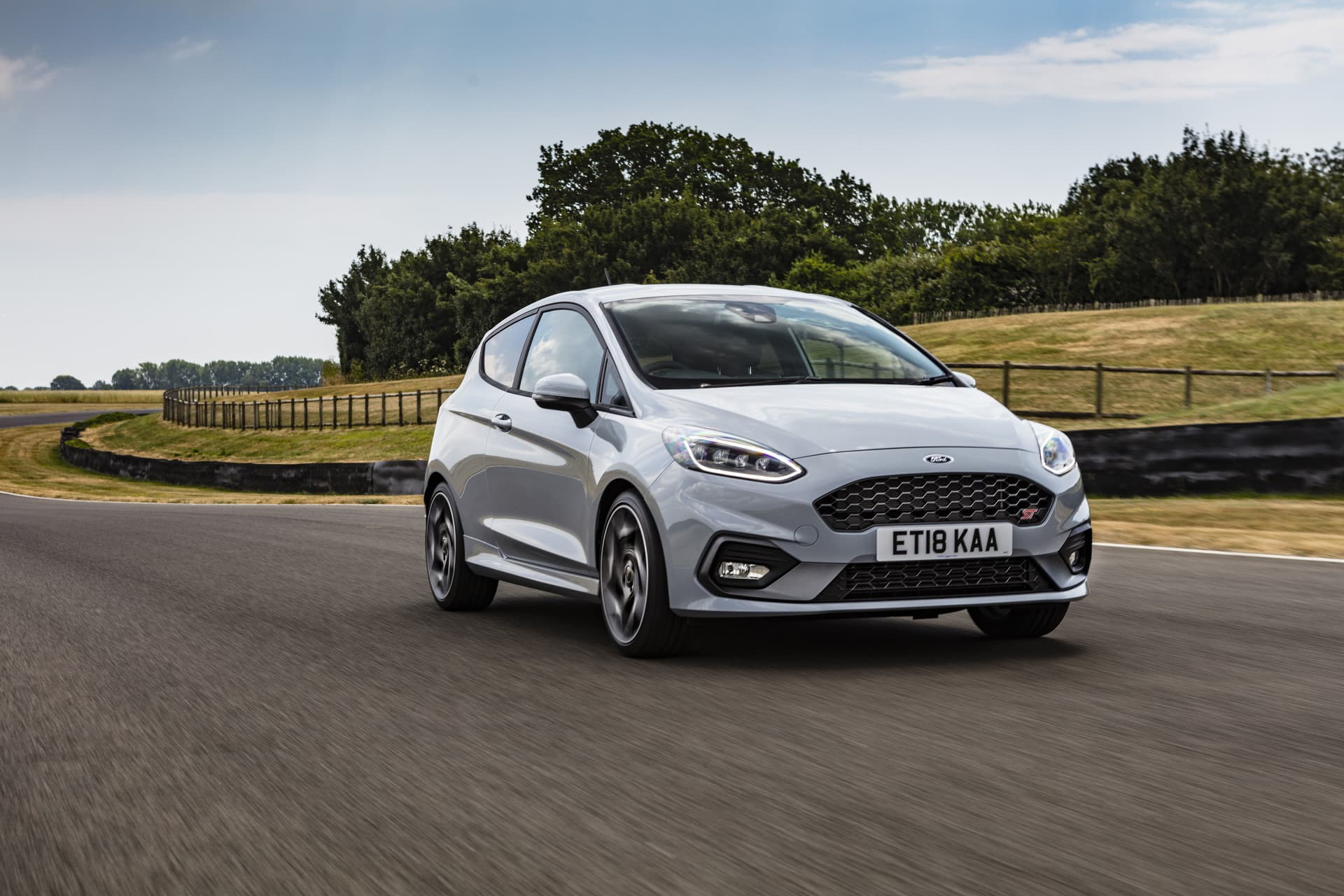 Ford Fiesta St 2018 Fotos 39