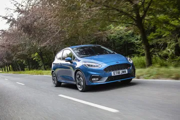 Ford Fiesta St 2018 Fotos 48