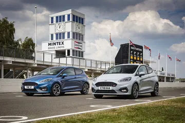 Ford Fiesta St 2018 Fotos 59