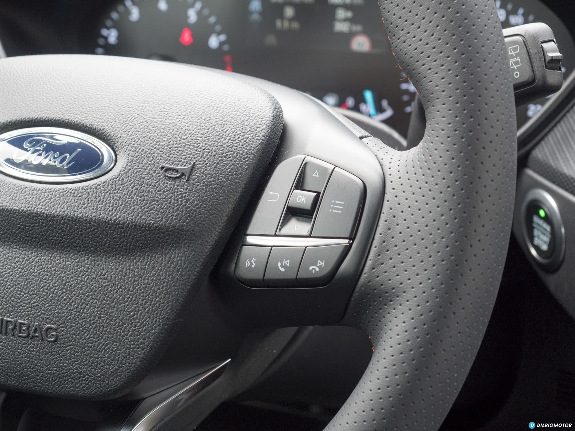 Ford Focus 2018 Interior 00008