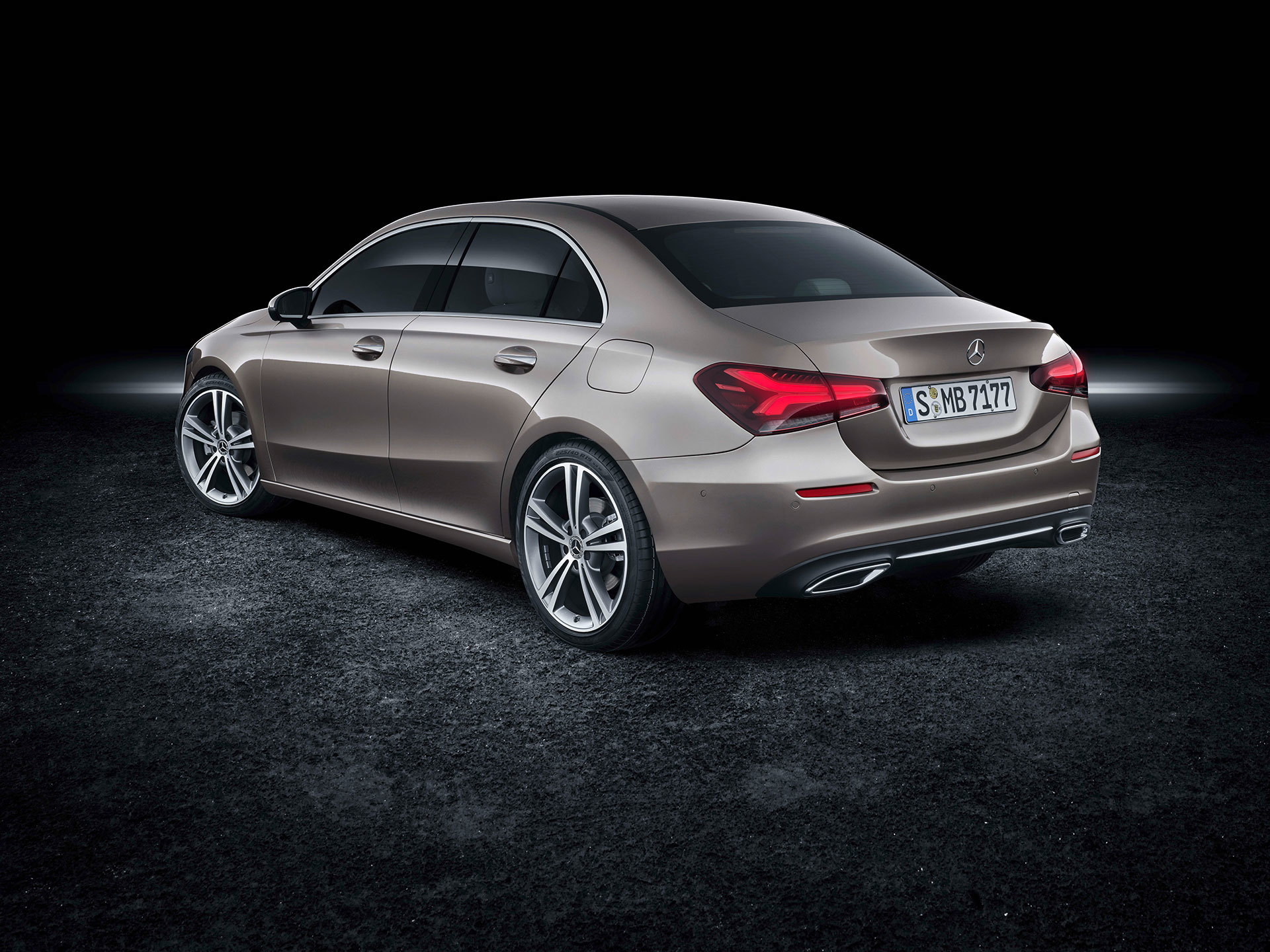 Mercedes Clase A Sedan 03