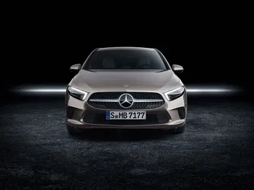 Mercedes Clase A Sedan 04