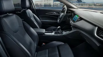 Opel Insignia Ficha Interior 6