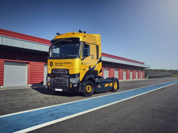 Renault T High Rs 3