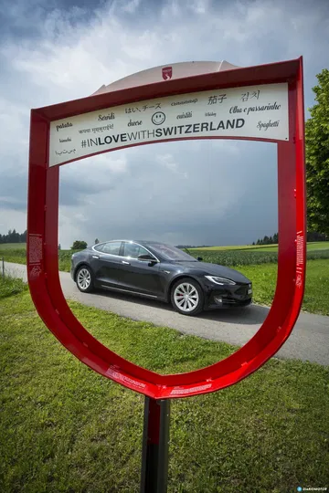 Tesla Gran Ruta Suiza 0718 017