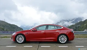 Tesla Gran Ruta Suiza 0718 029