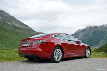Tesla Gran Ruta Suiza 0718 030