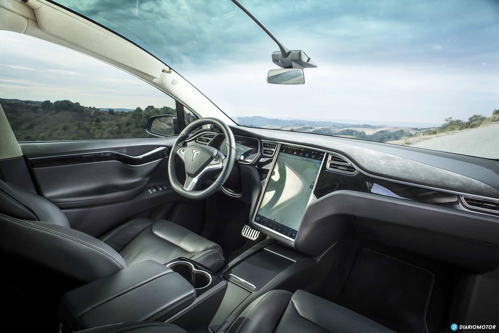 Tesla Gran Ruta Suiza 0718 041