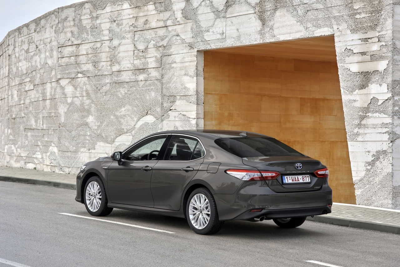 Toyota Camry 00012