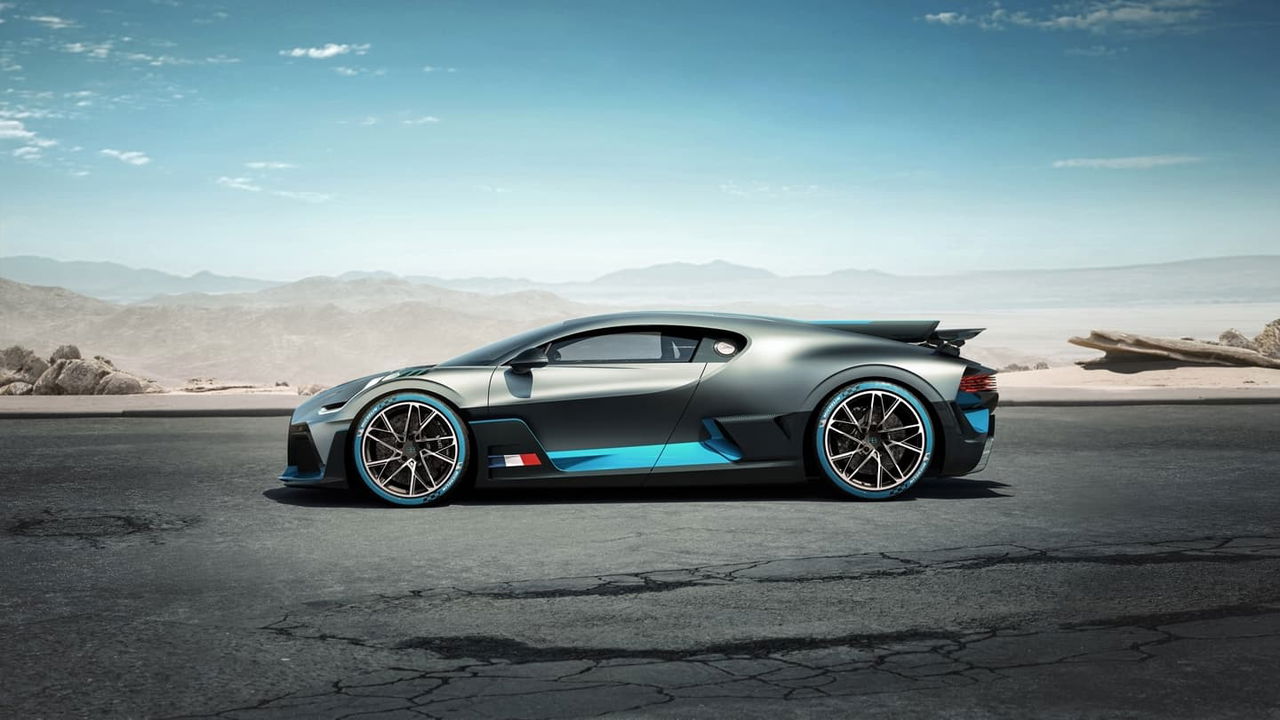 Bugatti Divo 0818 023