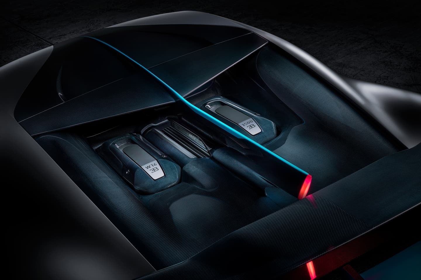Bugatti Divo 0818 037