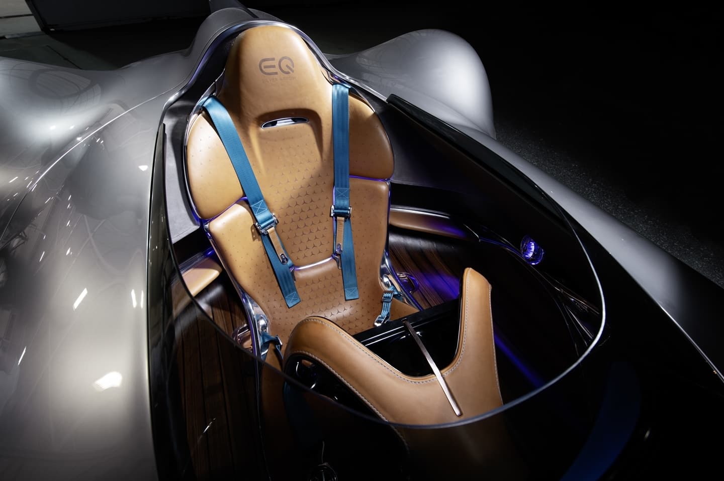 Mercedes Vision Eq Silver Arrow 0818 019
