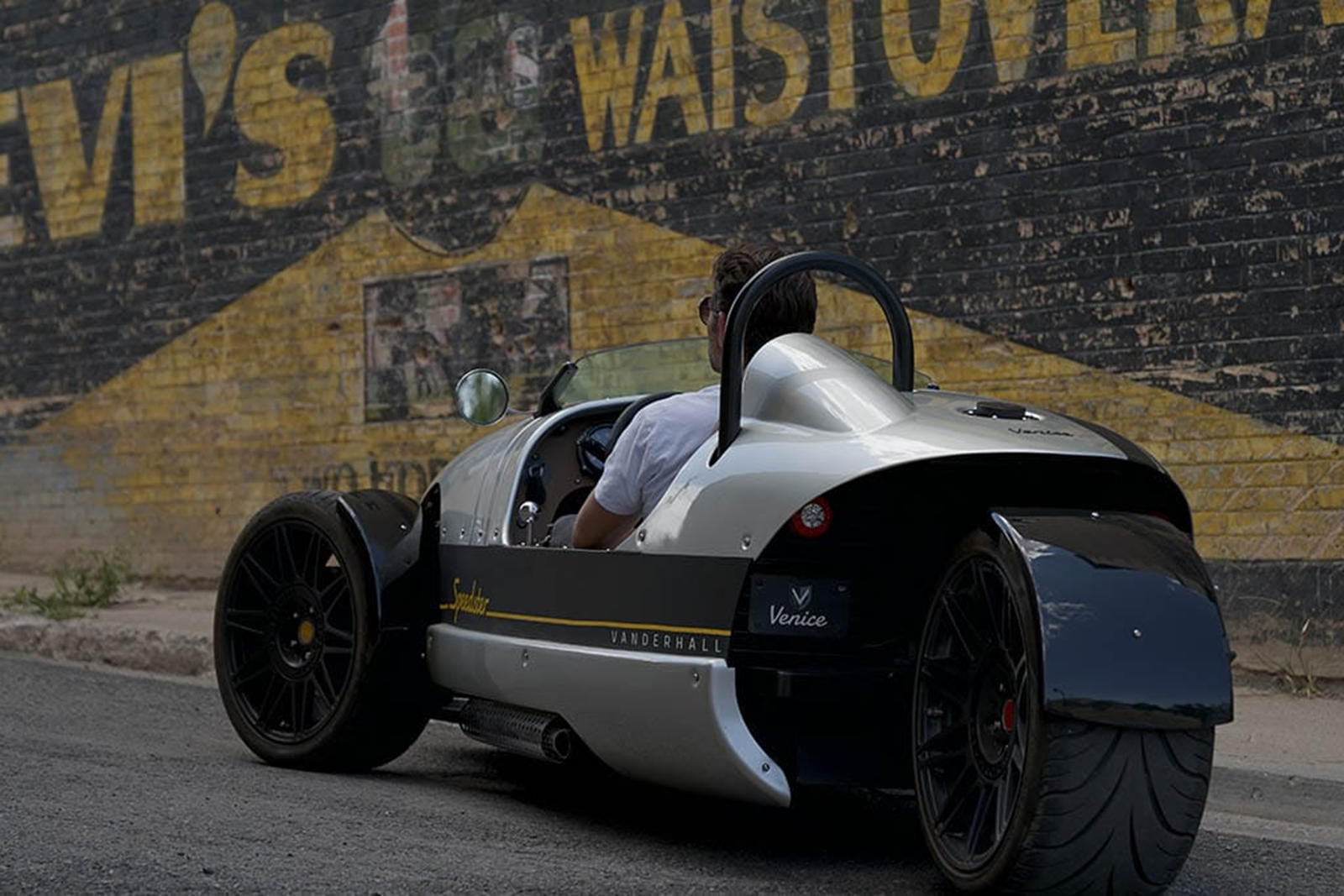 Vanderhall Venice Speedster 8