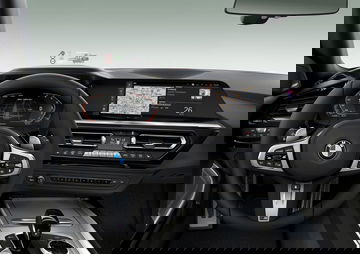 Vista del volante y sistema de infotainment del BMW Z4.