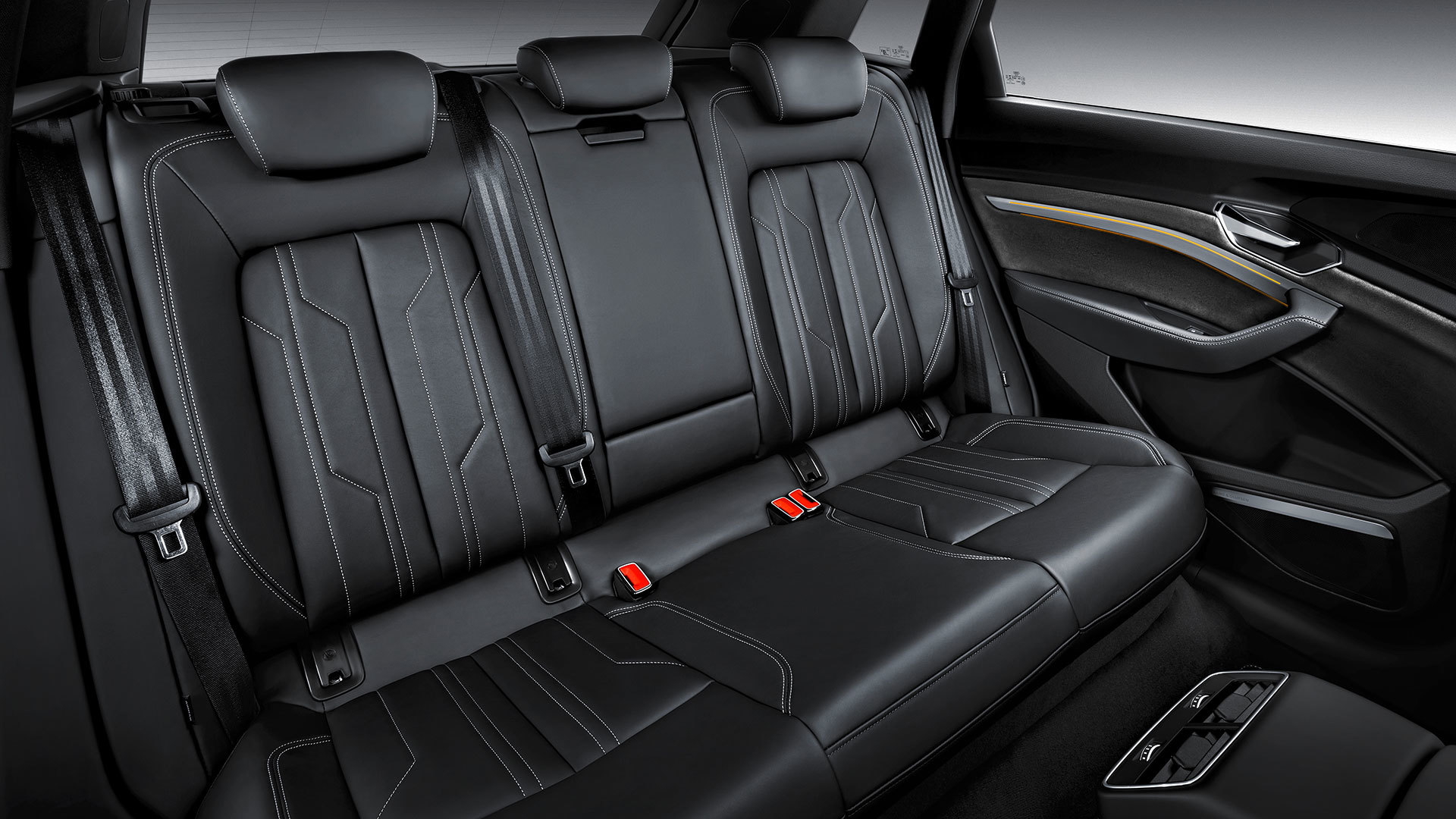 Audi E Tron 2018 01