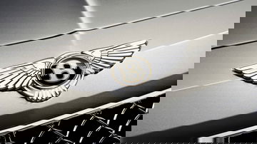 Bentley Nuevo Logo Centenario 0918 001