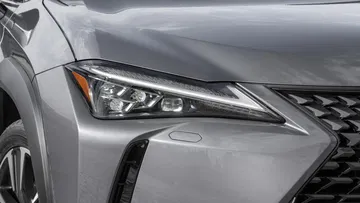 Lexus Ux 250h 0918 010