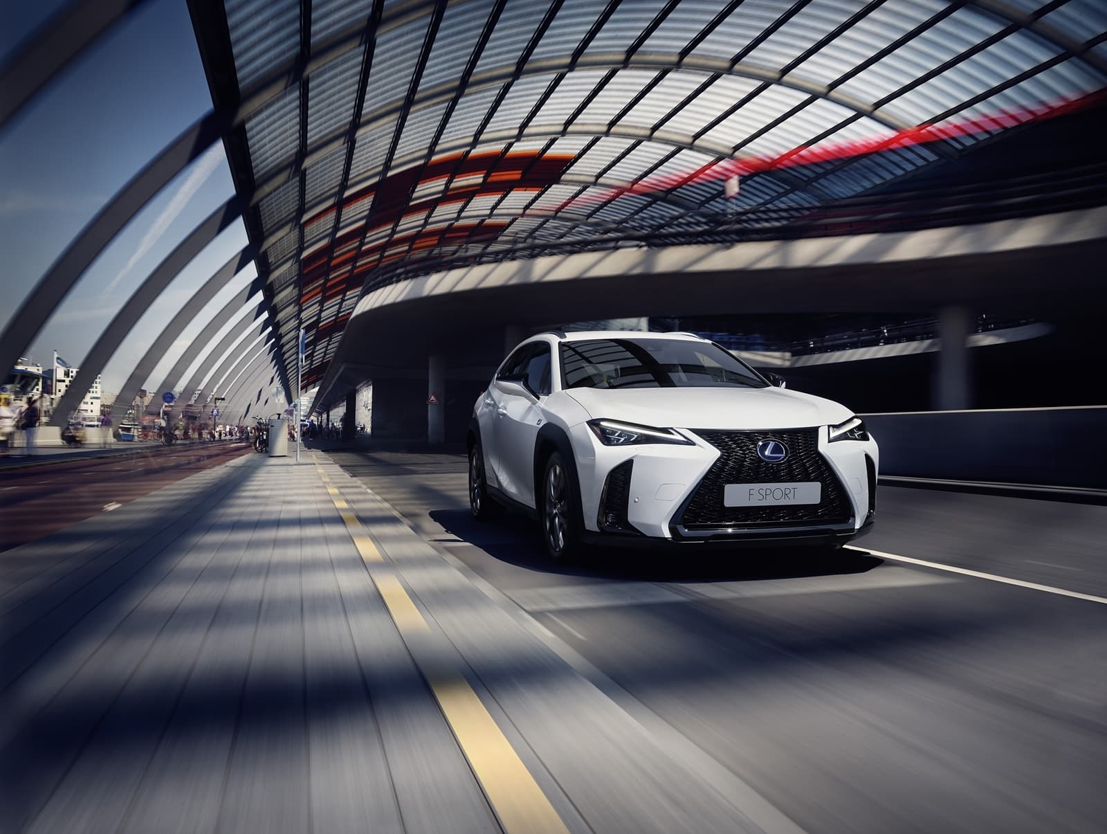Lexus Ux 250h 0918 040