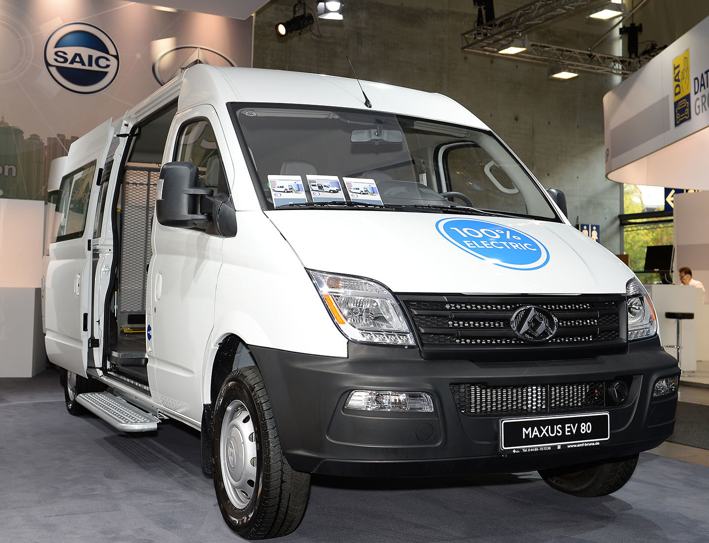 Maxus Ev80 02
