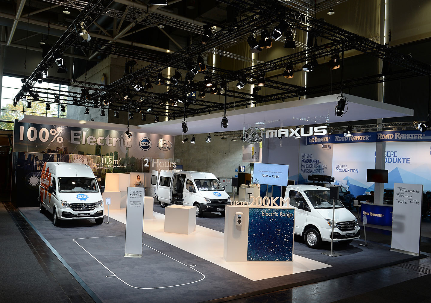 Maxus Ev80 03