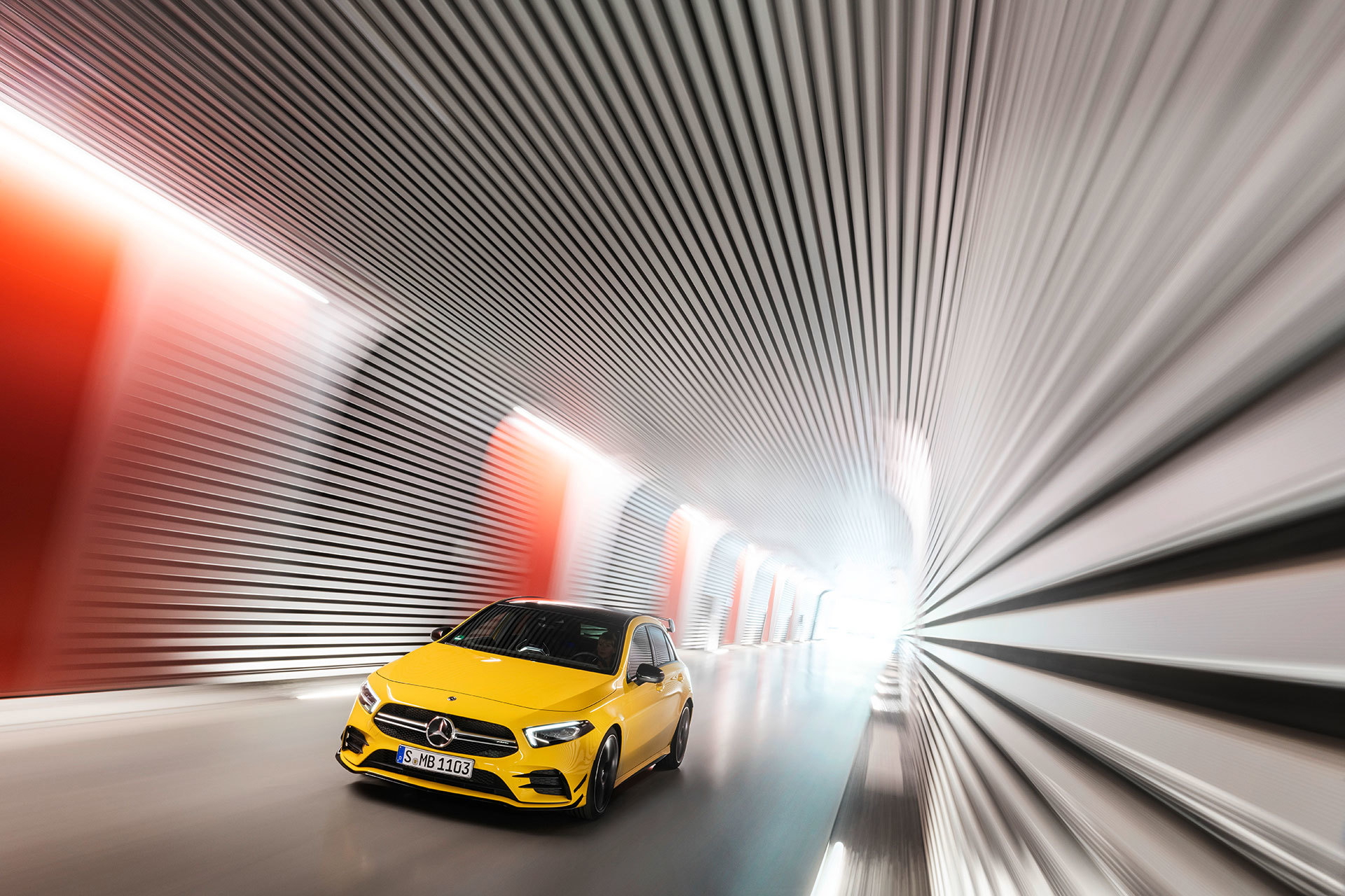 Mercedes Amg A35 2019 13