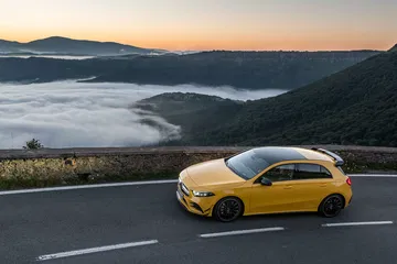 Mercedes Amg A35 2019 20