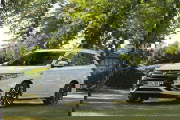 Mitsubishi Outlander Phev 2019 004