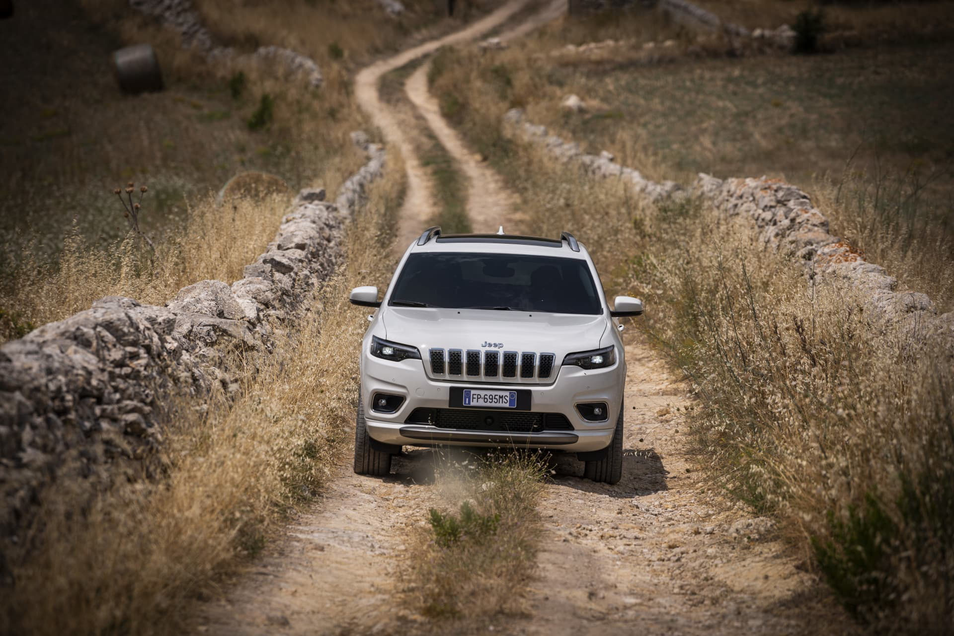 New Jeep Cherokee Overland 33