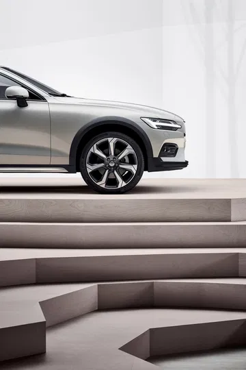 Volvo V60 Cross Country 2019 25