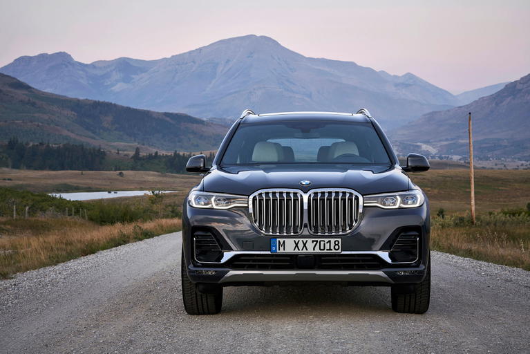 Bmw X7 002