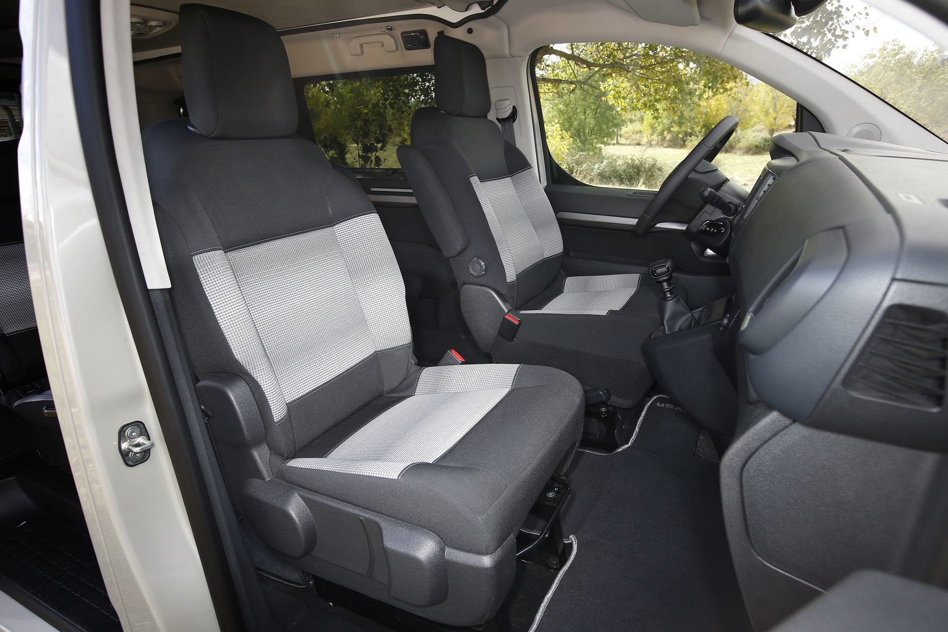 Citroen Spacetourer Tinkervan 54