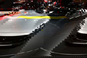 Ferrari Monza Sp1 Sp2 Paris 1018 002