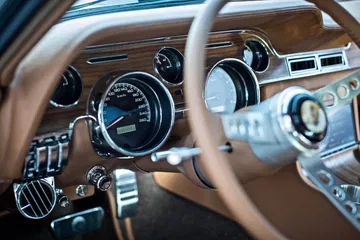 Ford Mustang Revology 10