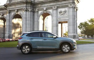 Hyundai Kona Fotos Dm 29