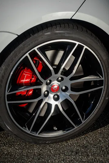 Jaguar F Type Chequered Flag 15