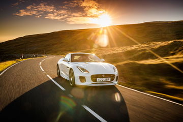 Jaguar F Type Chequered Flag 3