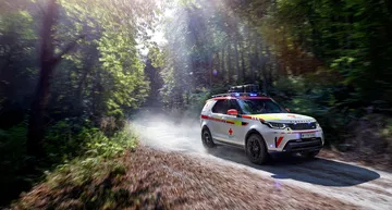 Land Rover Discovery Life Saving 2018 11