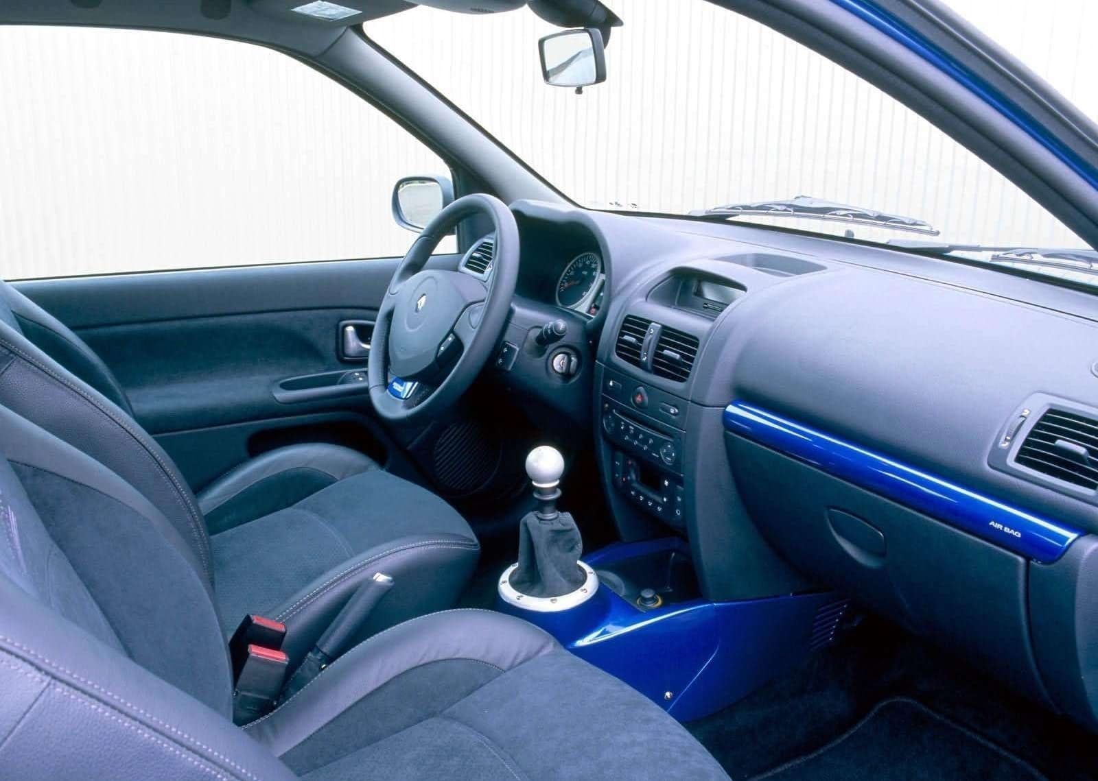 Renault Clio V6 Porsche 1018 007