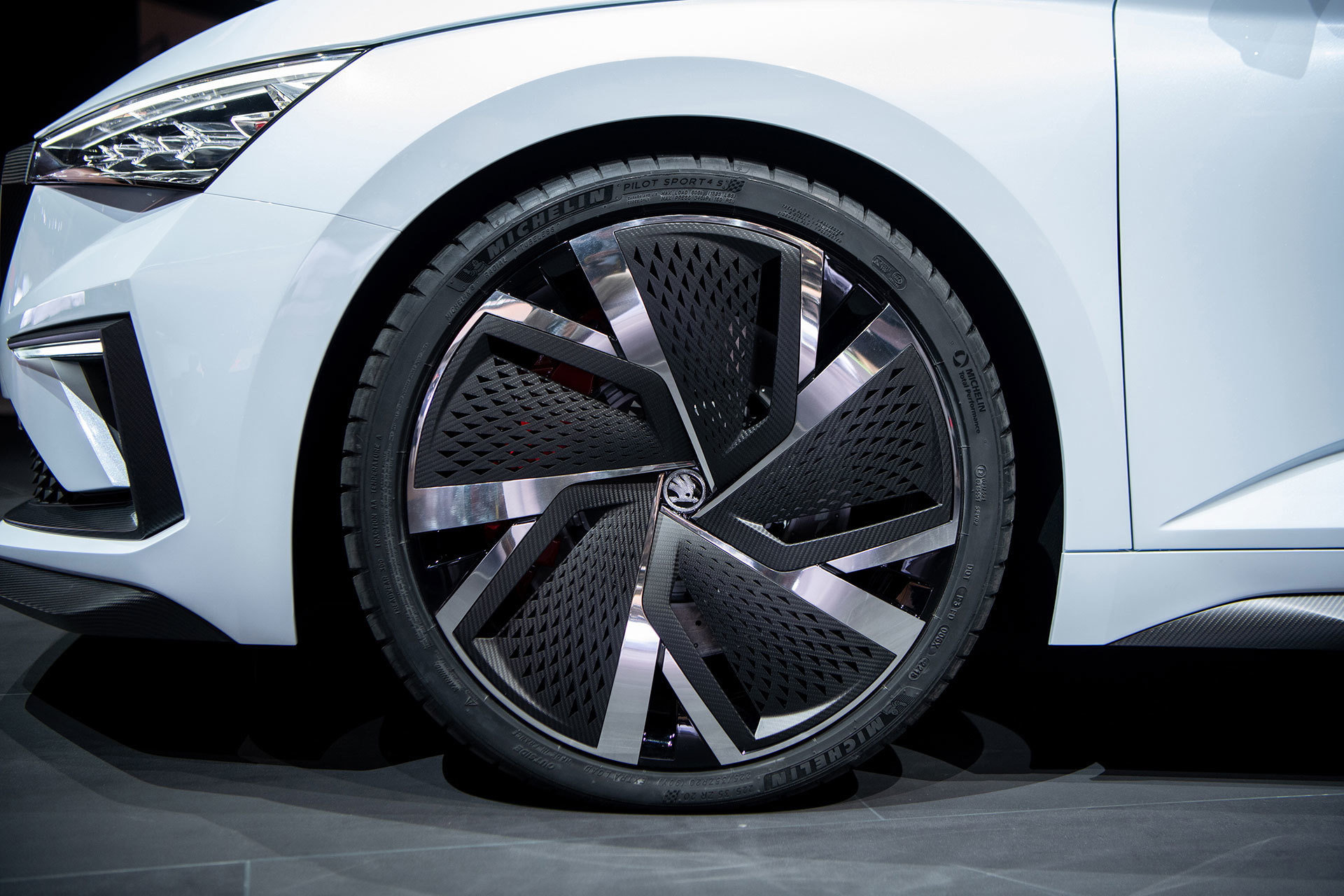 Skoda Vision Rs Salon De Paris 06